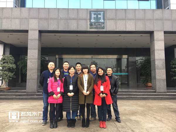 湖北潜江牛总对名风木门青睐有加，新店即将开业2016-12-22 11:14:28